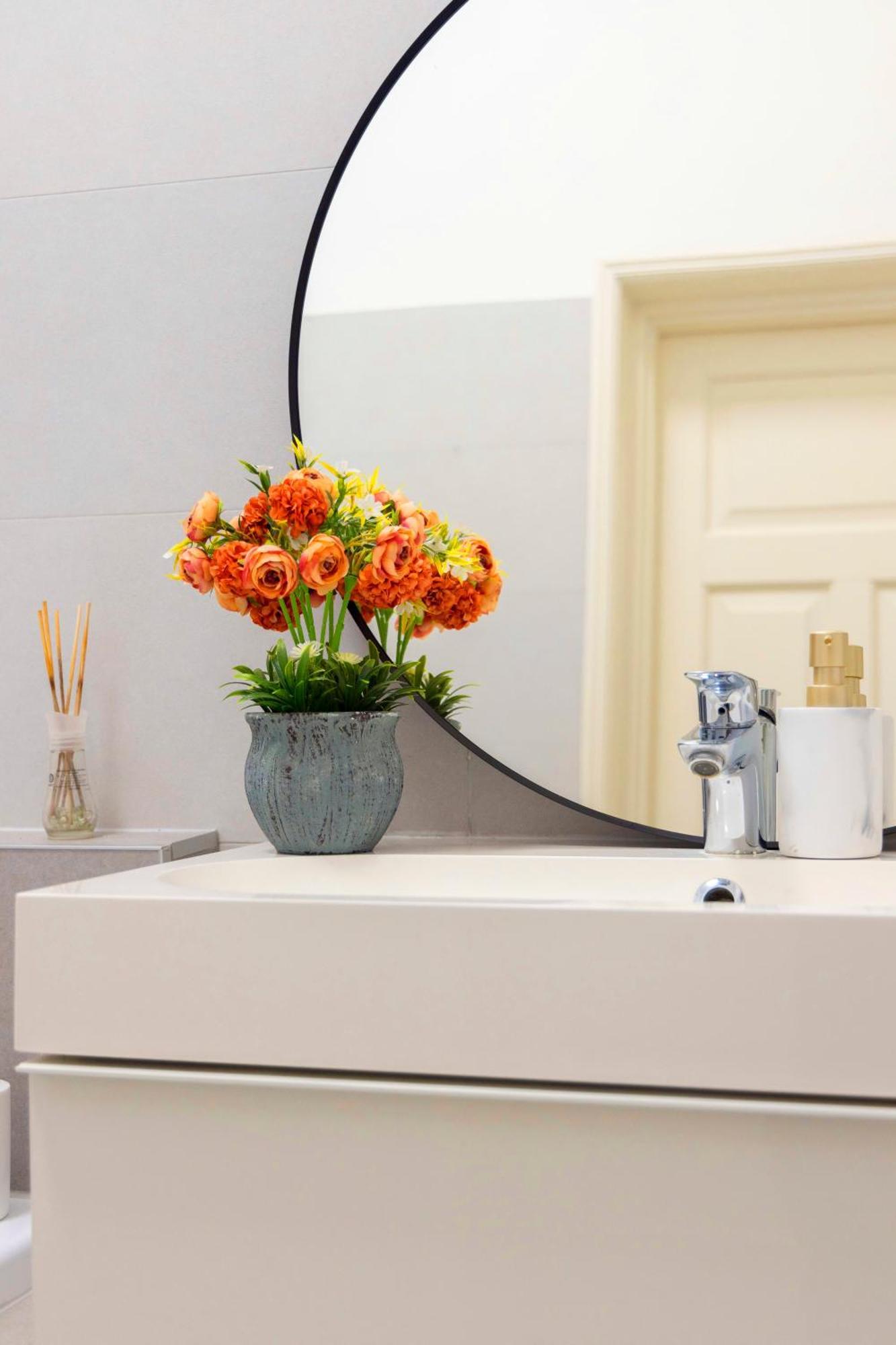 Exclusive & Spacious Central Residence W/ 4Bedrm 2Bathrm 부다페스트 외부 사진
